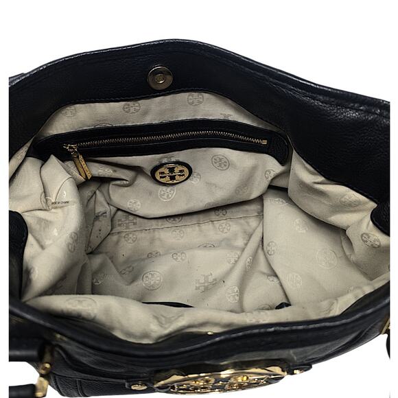 Tory Burch Amanda  Tote Hobo Black Pebbled Leather Handbag Purse - Picture 5 of 5